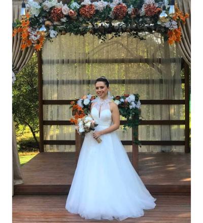 Halter Yaka Fırfır Boyun Detaylı A Kesim Gelinlik