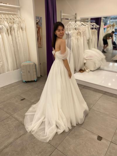 Romantik Kol Dizaynlı Kasnak A Kesim Gelinlik