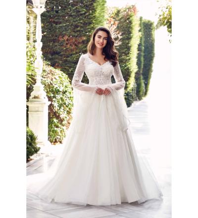 Uzun Kollu Kristal Taş İşlemeli Helen Gelinlik