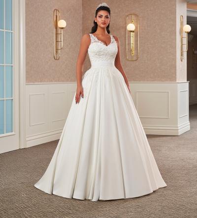 V Yaka Pileli Prenses Gelinlik Modeli